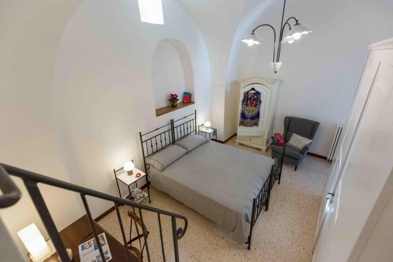 Da Concavo E Convesso Bed & Breakfast Locorotondo Bagian luar foto