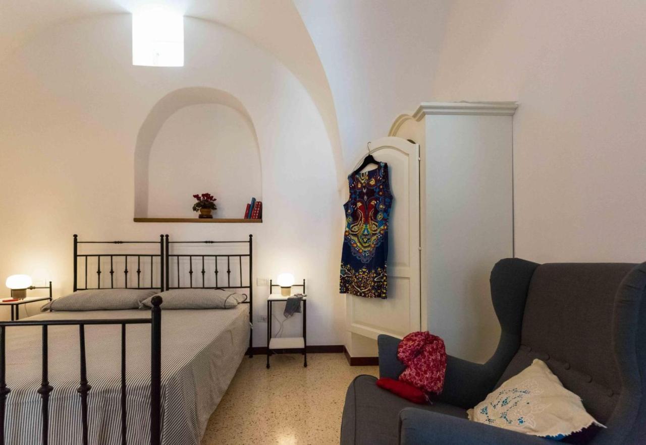 Da Concavo E Convesso Bed & Breakfast Locorotondo Bagian luar foto
