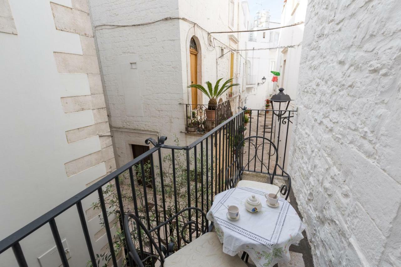 Da Concavo E Convesso Bed & Breakfast Locorotondo Bagian luar foto