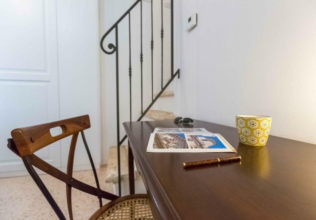Da Concavo E Convesso Bed & Breakfast Locorotondo Bagian luar foto