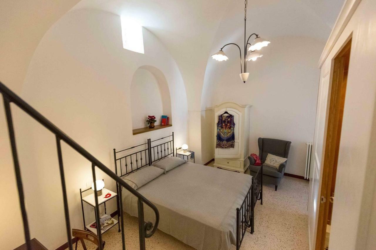 Da Concavo E Convesso Bed & Breakfast Locorotondo Bagian luar foto